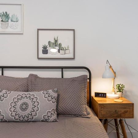 Apartmán Comfortable Studio With Queen Bed, City Walkable! Atlanta Exteriér fotografie