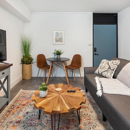 Apartmán Comfortable Studio With Queen Bed, City Walkable! Atlanta Exteriér fotografie