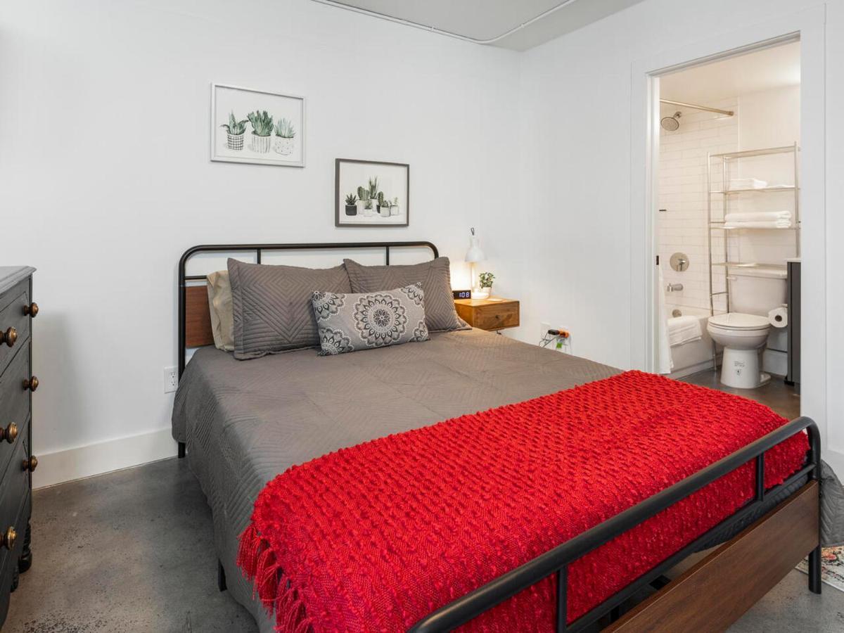 Apartmán Comfortable Studio With Queen Bed, City Walkable! Atlanta Exteriér fotografie